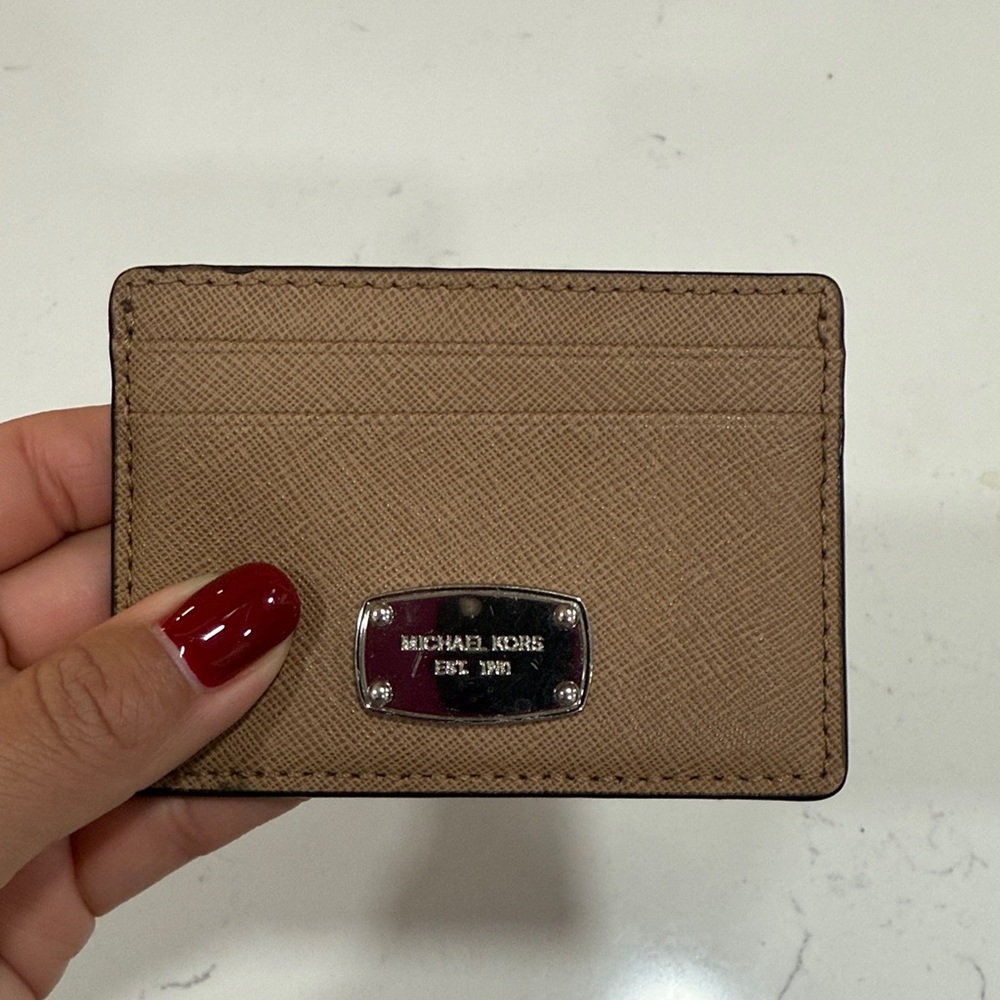 Michael Kors Wallet - Picture 5 of 5